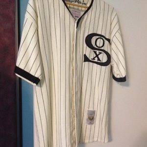 Vintage 1990’s Throwback White Sox Jersey